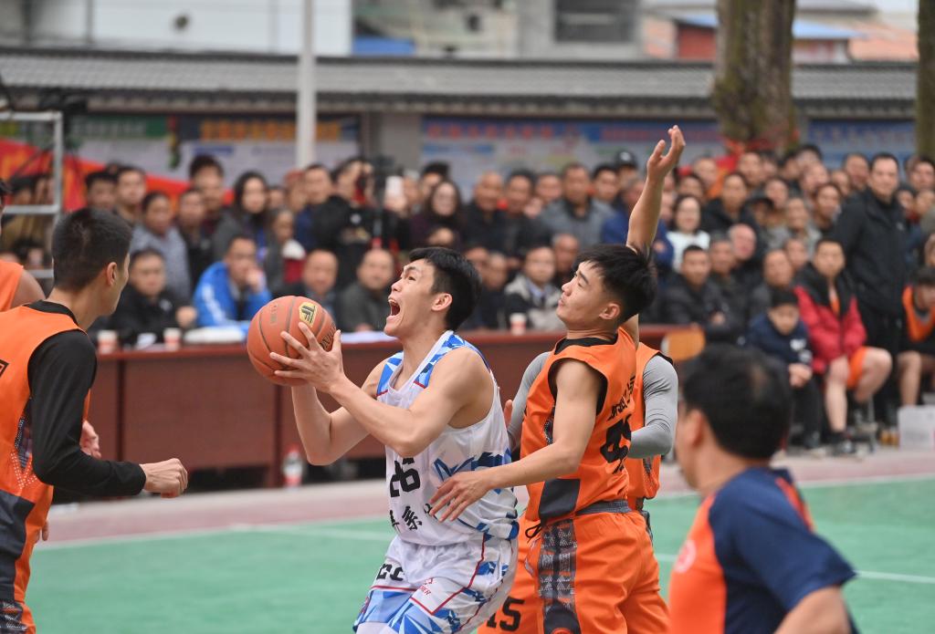 少明确的战