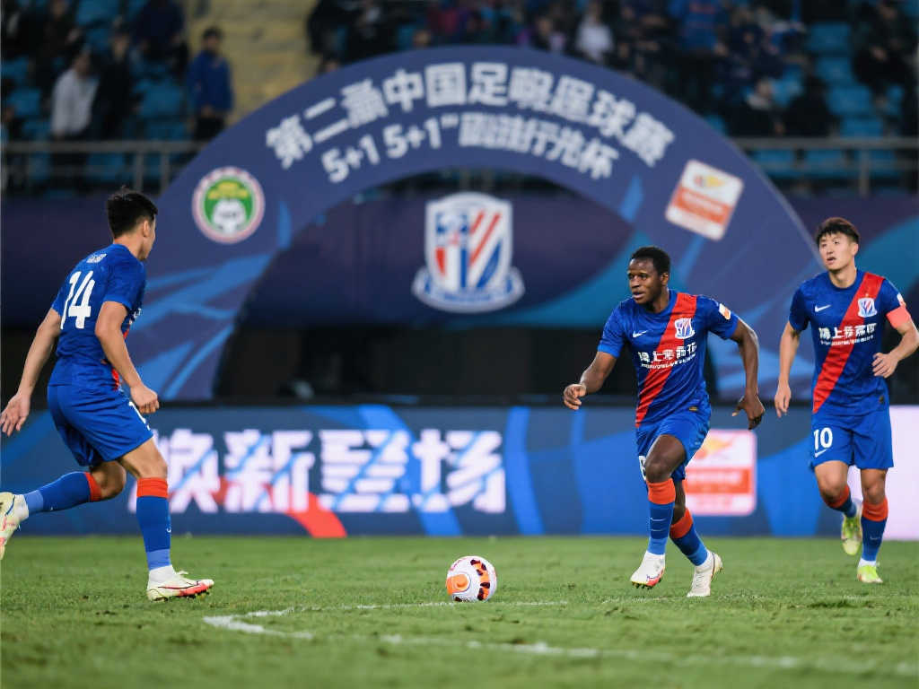 而对于雄鹿 而对于雄鹿